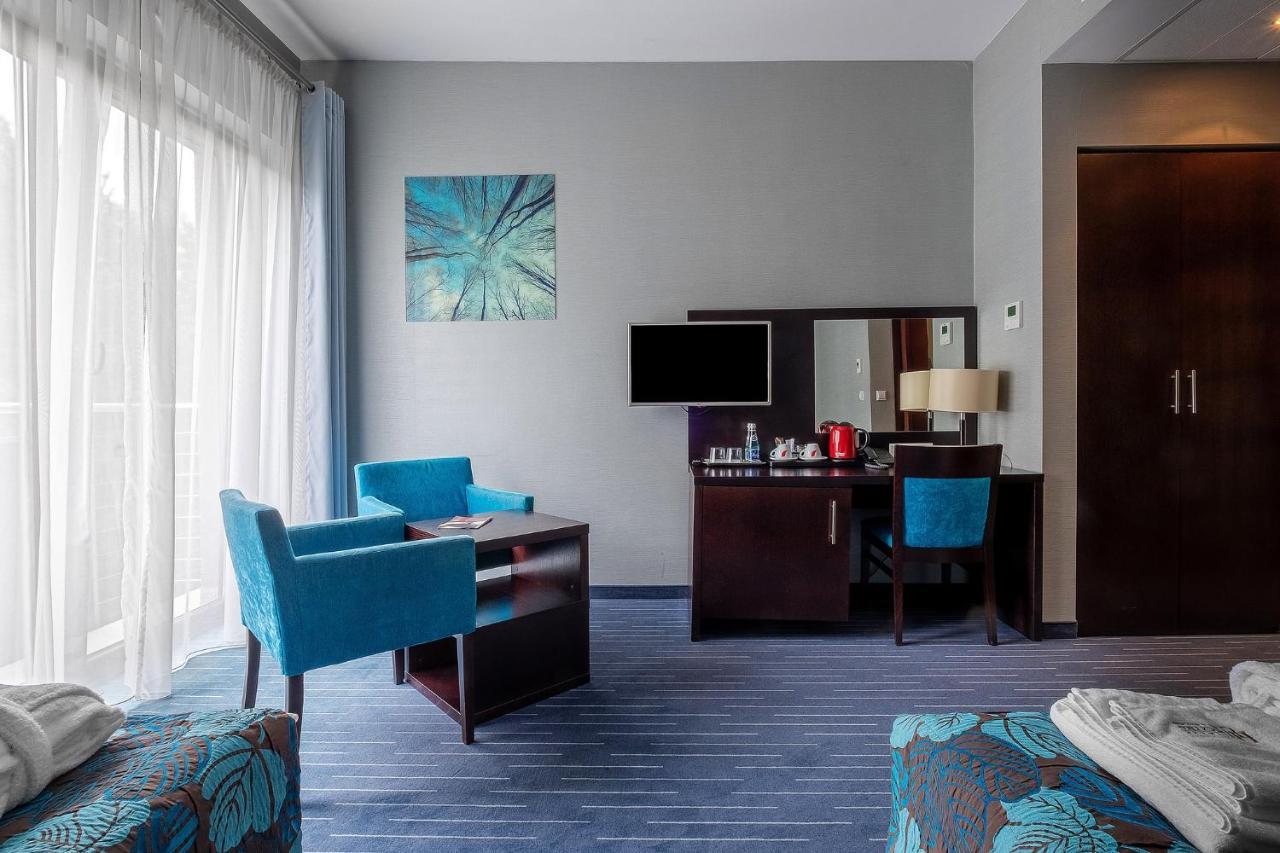 Hotel Uroczysko Cedzyna Luaran gambar