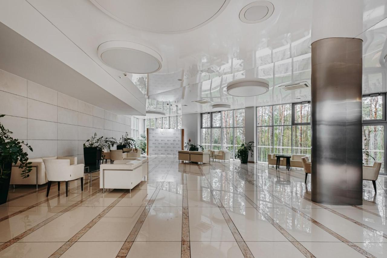 Hotel Uroczysko Cedzyna Luaran gambar