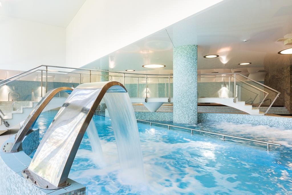 Hotel Uroczysko Cedzyna Luaran gambar